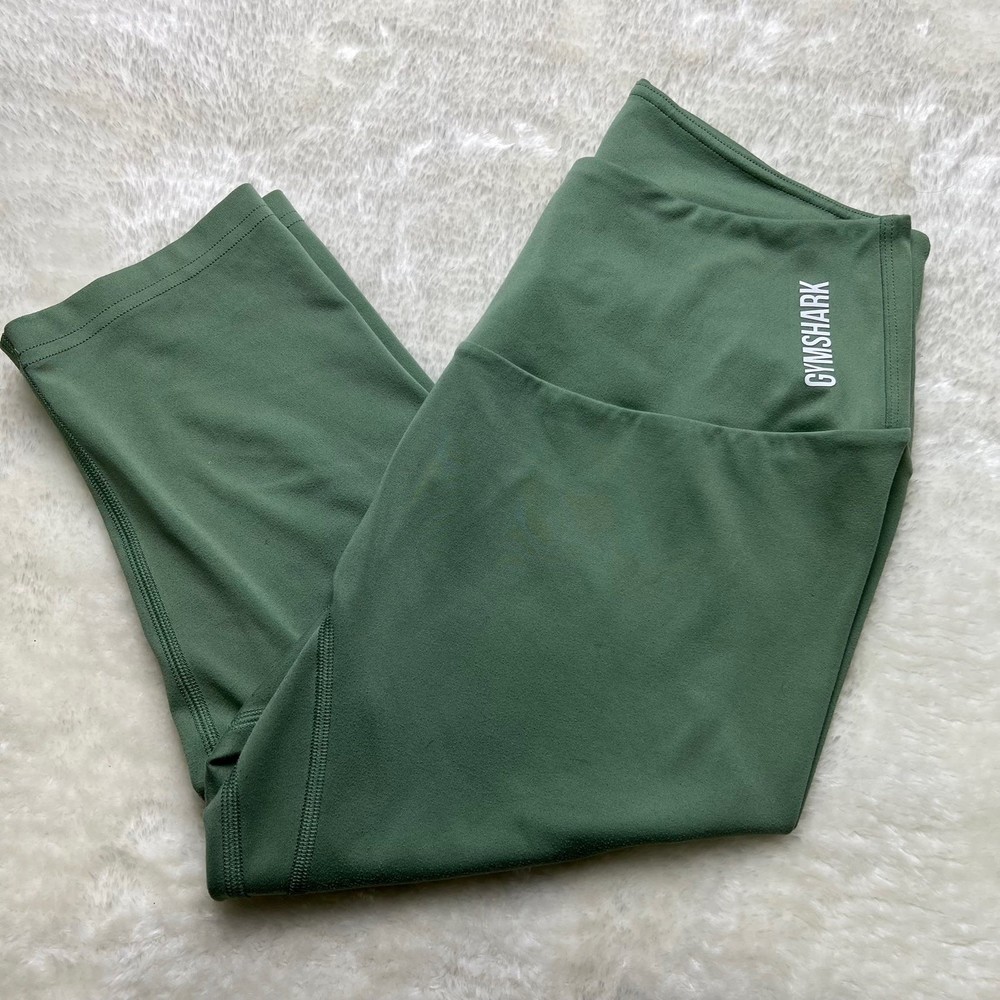 Gymshark training crop leggings size medium